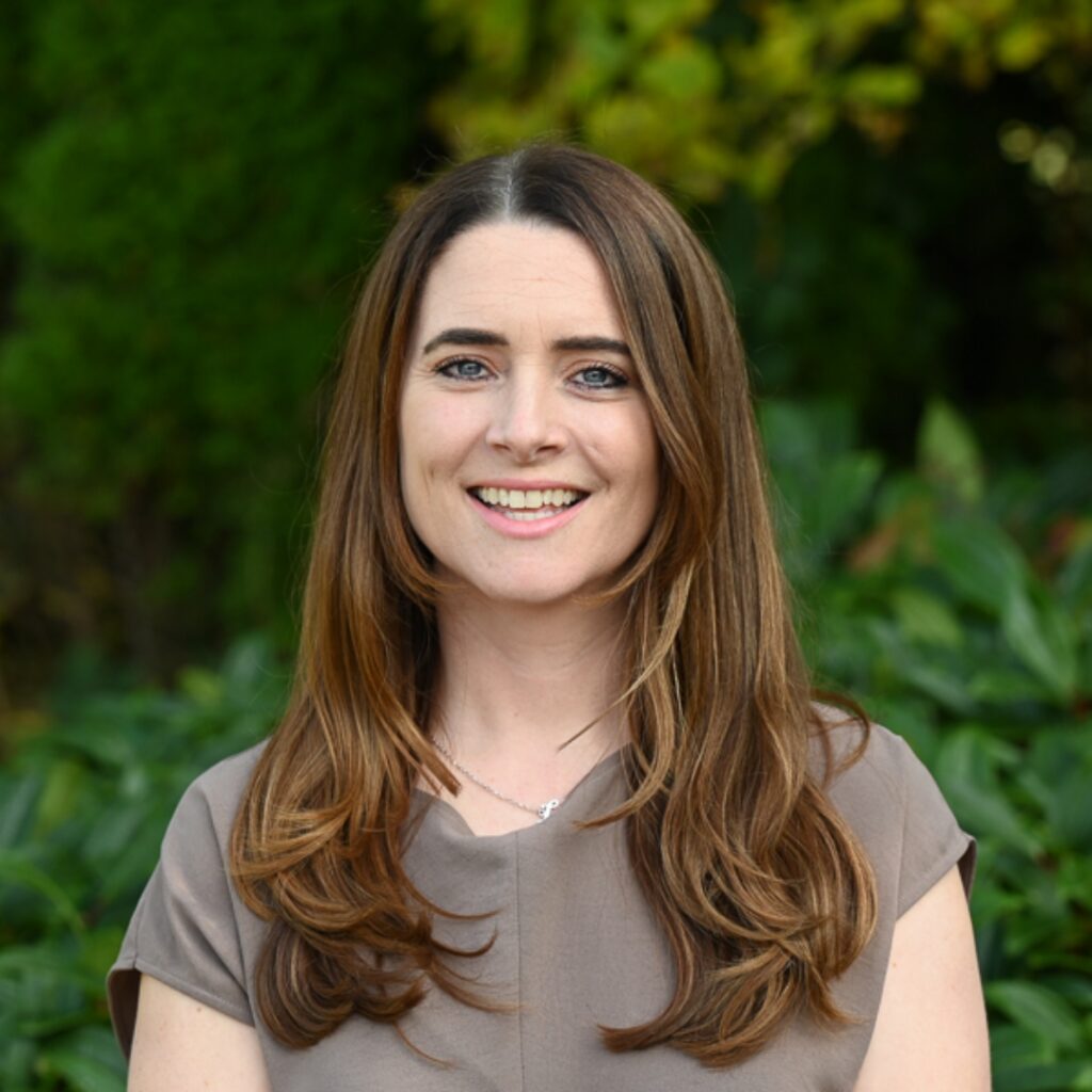Lisa Morris Manager